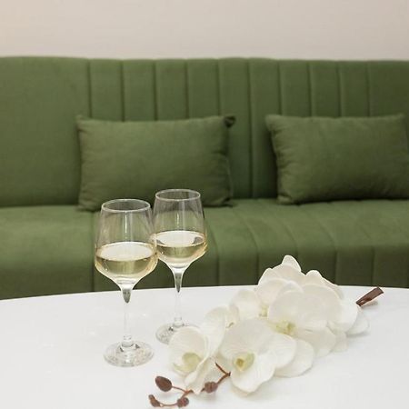 Valery Apartments 佩科霍里 外观 照片
