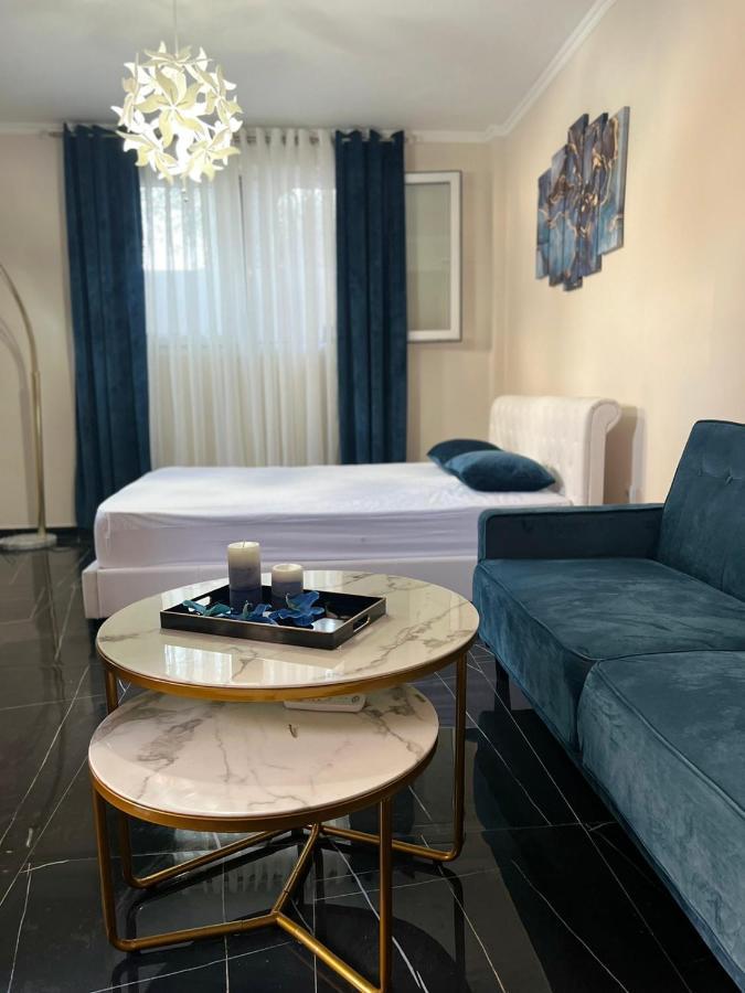 Valery Apartments 佩科霍里 外观 照片