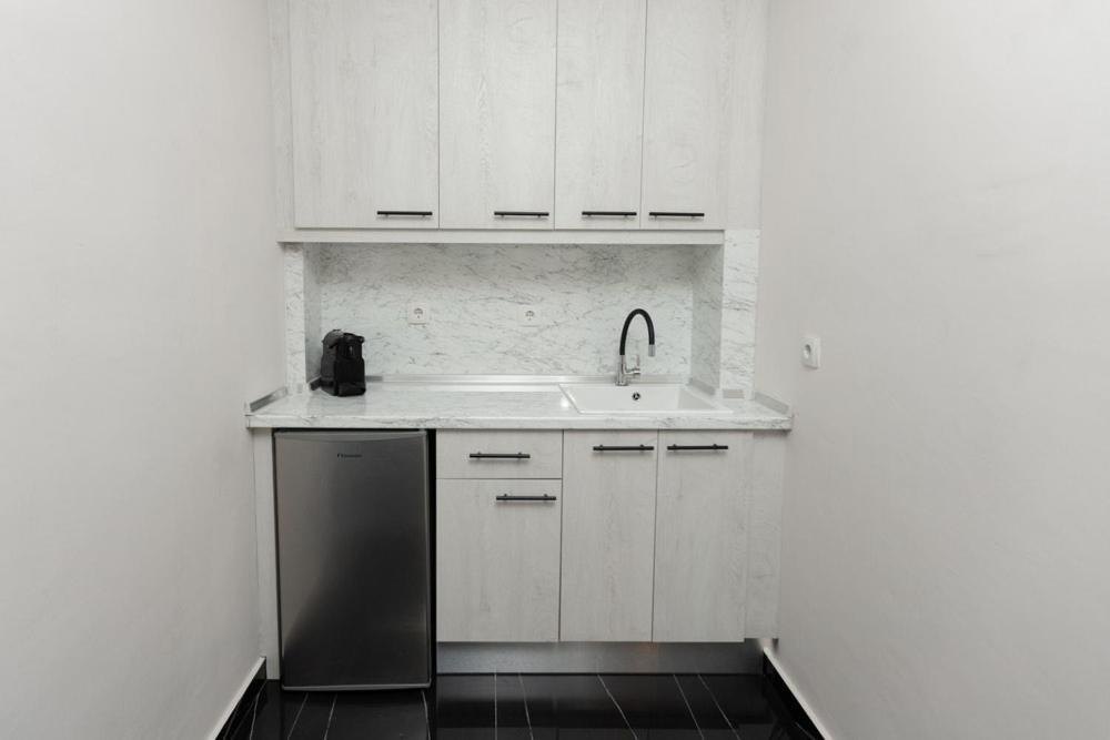 Valery Apartments 佩科霍里 外观 照片